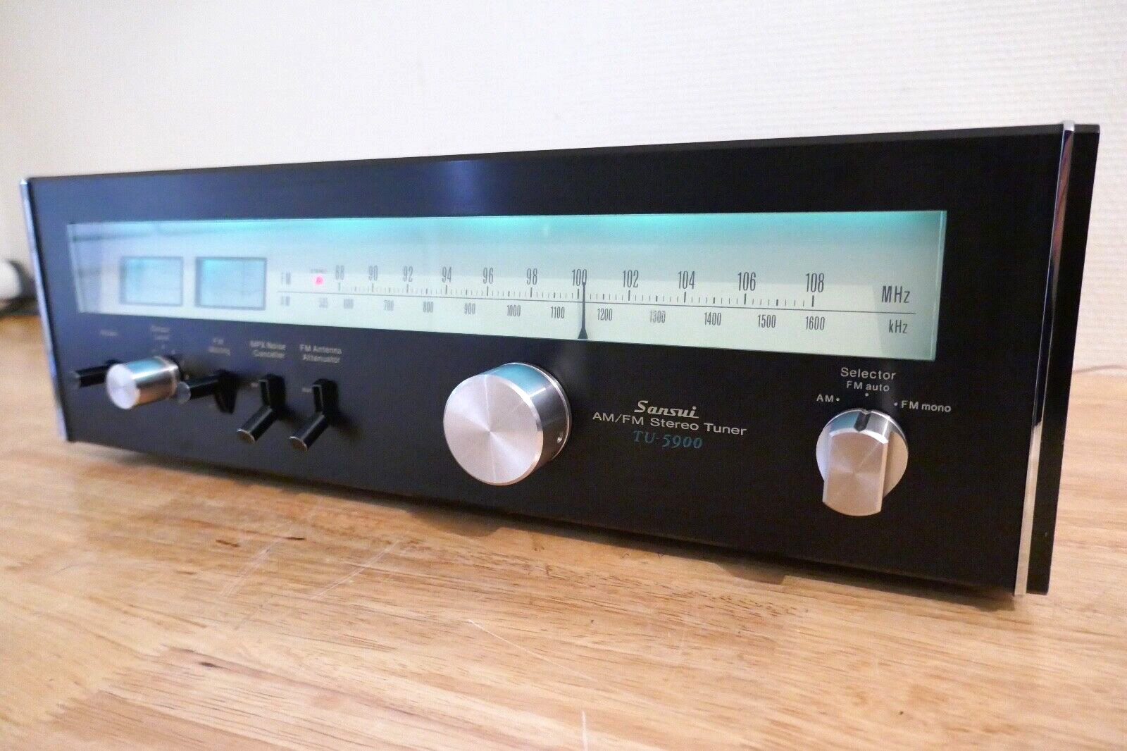 tuner radio Sansui tu-5900 vintage occasion