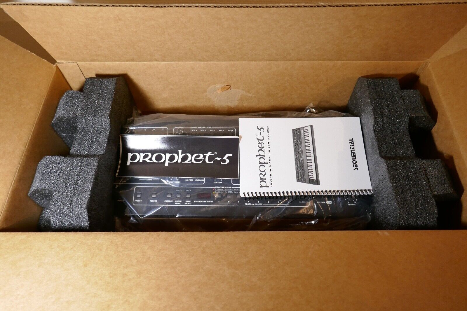 synthétiseur keyboard sequential prophet 5 rev4 occasion
