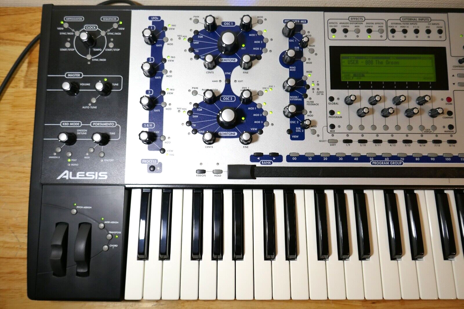 synthétiseur keyboard Alesis Andromeda a6 occasion