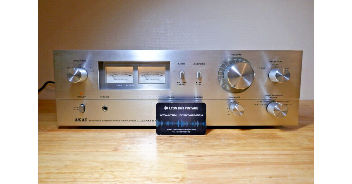 Ampli fi AKAÏ AM 2450 en excellent état à réparer - Photo, audio & vidéo Ampli fi AKAÏ AM 2450 en excellent état à réparer - Photo, audio & vidéo