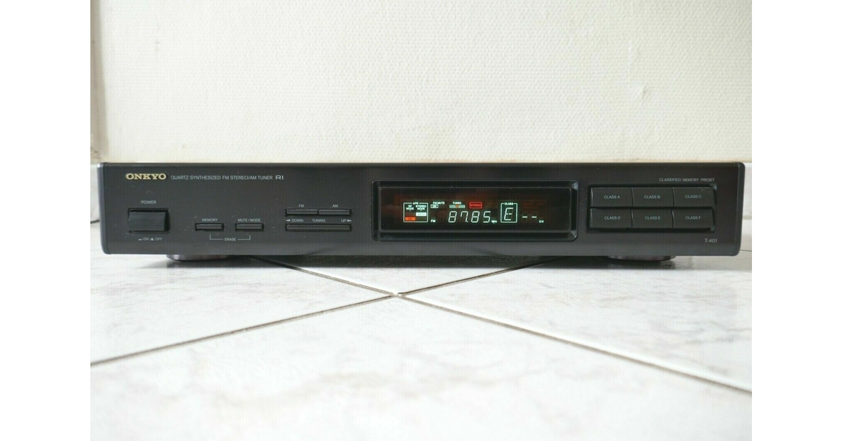 TUNER RADIO ONKYO Quartz Synthesizer Fm Stereo / Am Tuner Ri T-401 / Vintage EUR 44,10 - FR