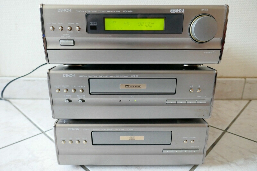 CHAINE HIFI DENON AMPLI UDRA90 COMPACT DISC UCD90 CASSETTE UDR90 — free download