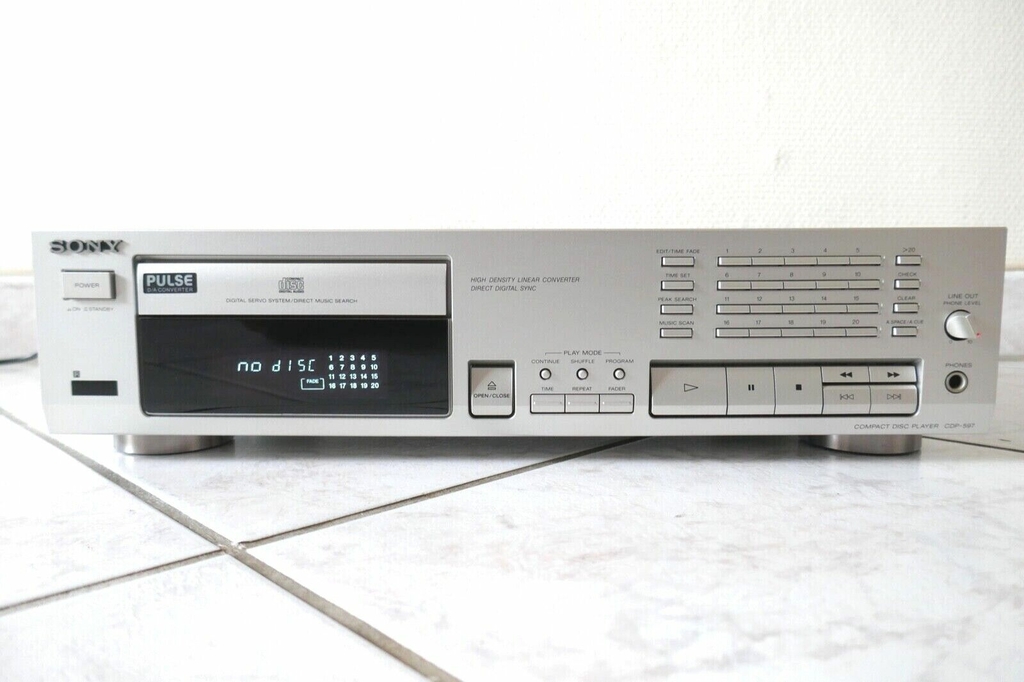 LECTEUR COMPACT DISC SONY COMPACT DISC PLAYER CDP597 / VINTAGE HIFI USED HIFI / SON/LECTEUR