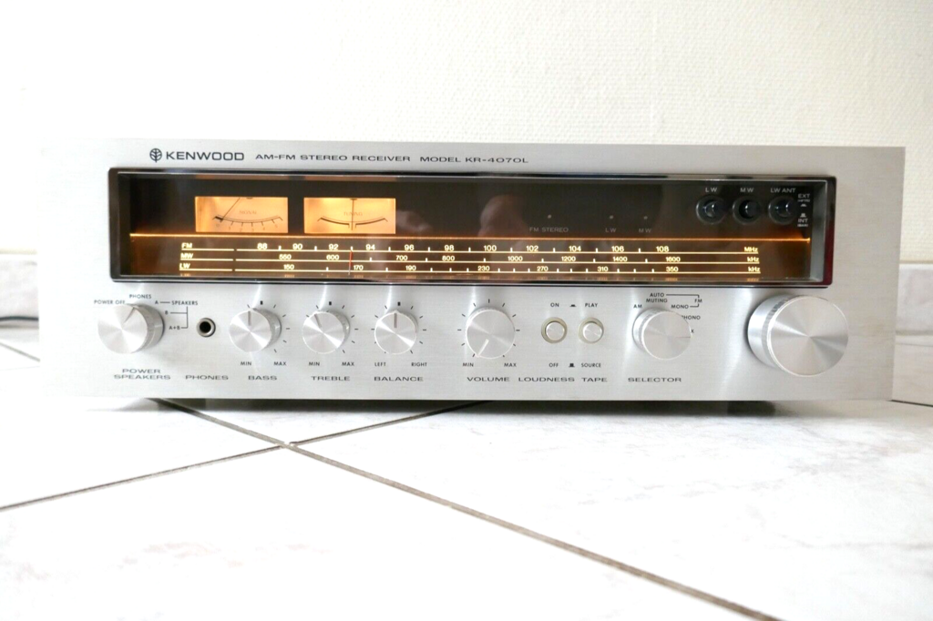 Kenwood KR-4200 Receiver - a photo on