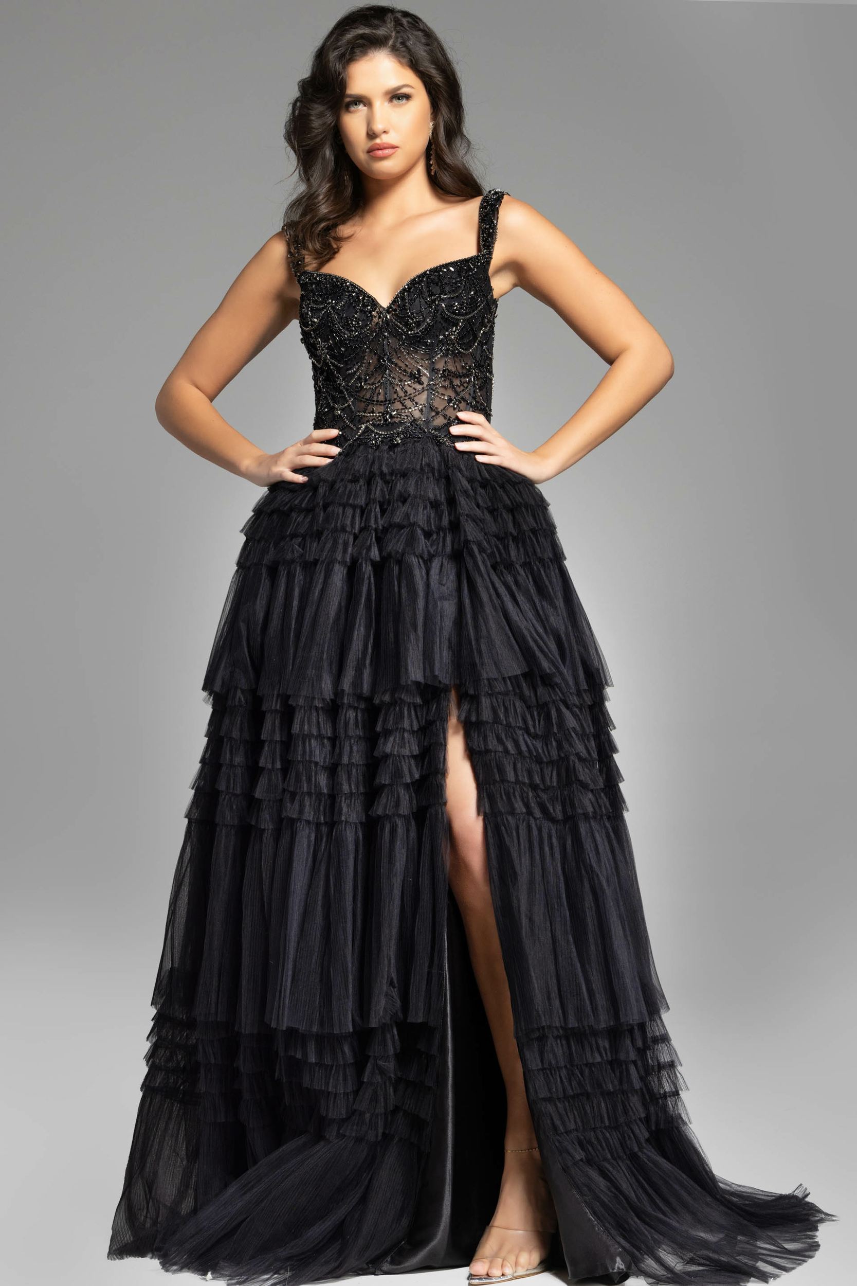 Robe de bal longue à volants