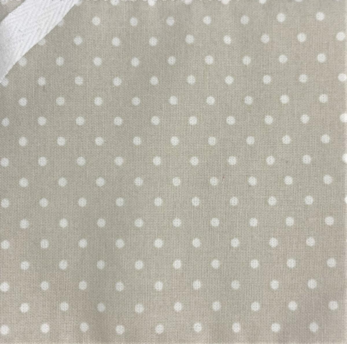 Fond-beige-pois-blanc