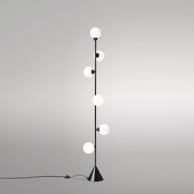Atelier-areti-lampadaire-vertical-globe-design-from-paris
