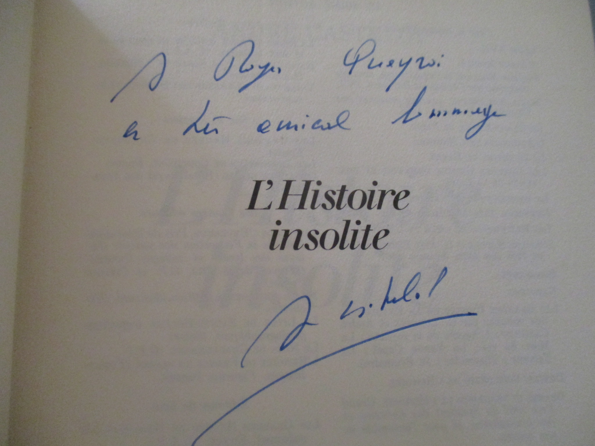 Dédicace d\'André Castelot sur L\'Histoire insolite, Librairie Académique Perrin