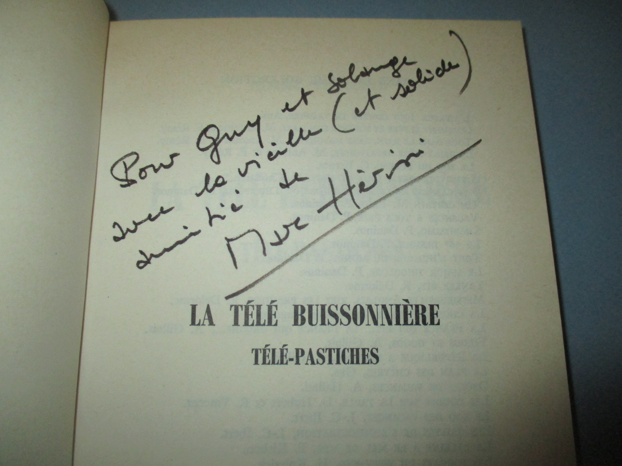 Dédicace de Marc Hérissé sur La Télé Buissonnière, Télé-pastiches, L\'humour contemporain Hachette 1970