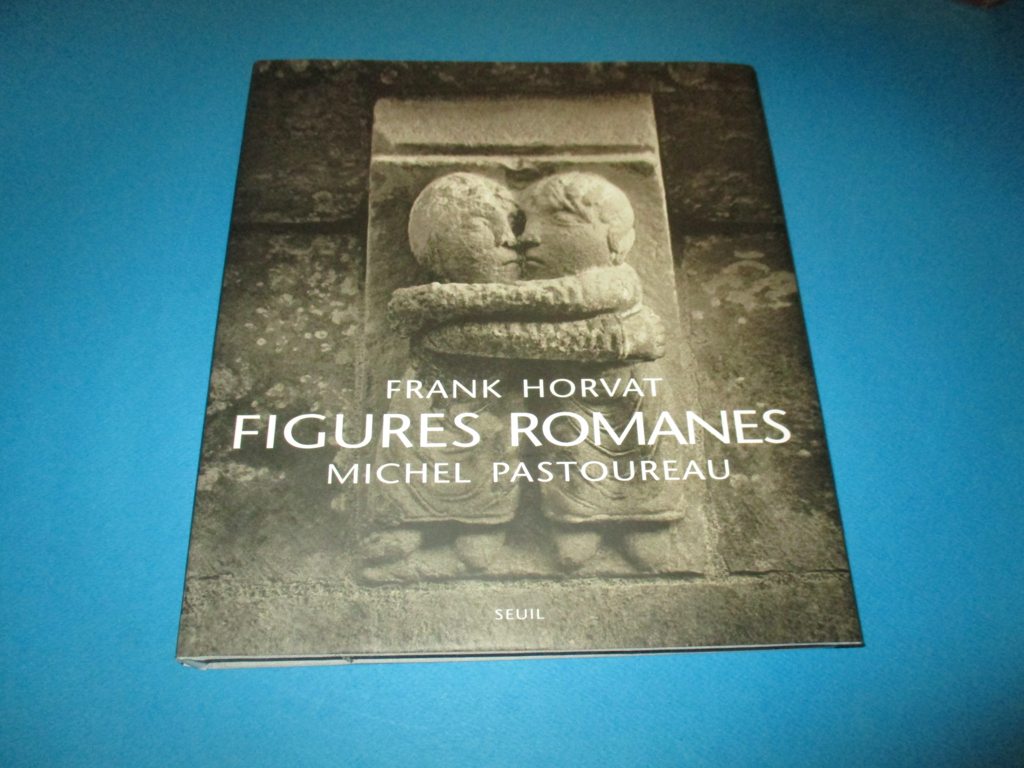 Figures Romanes, Frank Horvat, Michel Pastoureau, architecture Eglises & photographies, Seuil