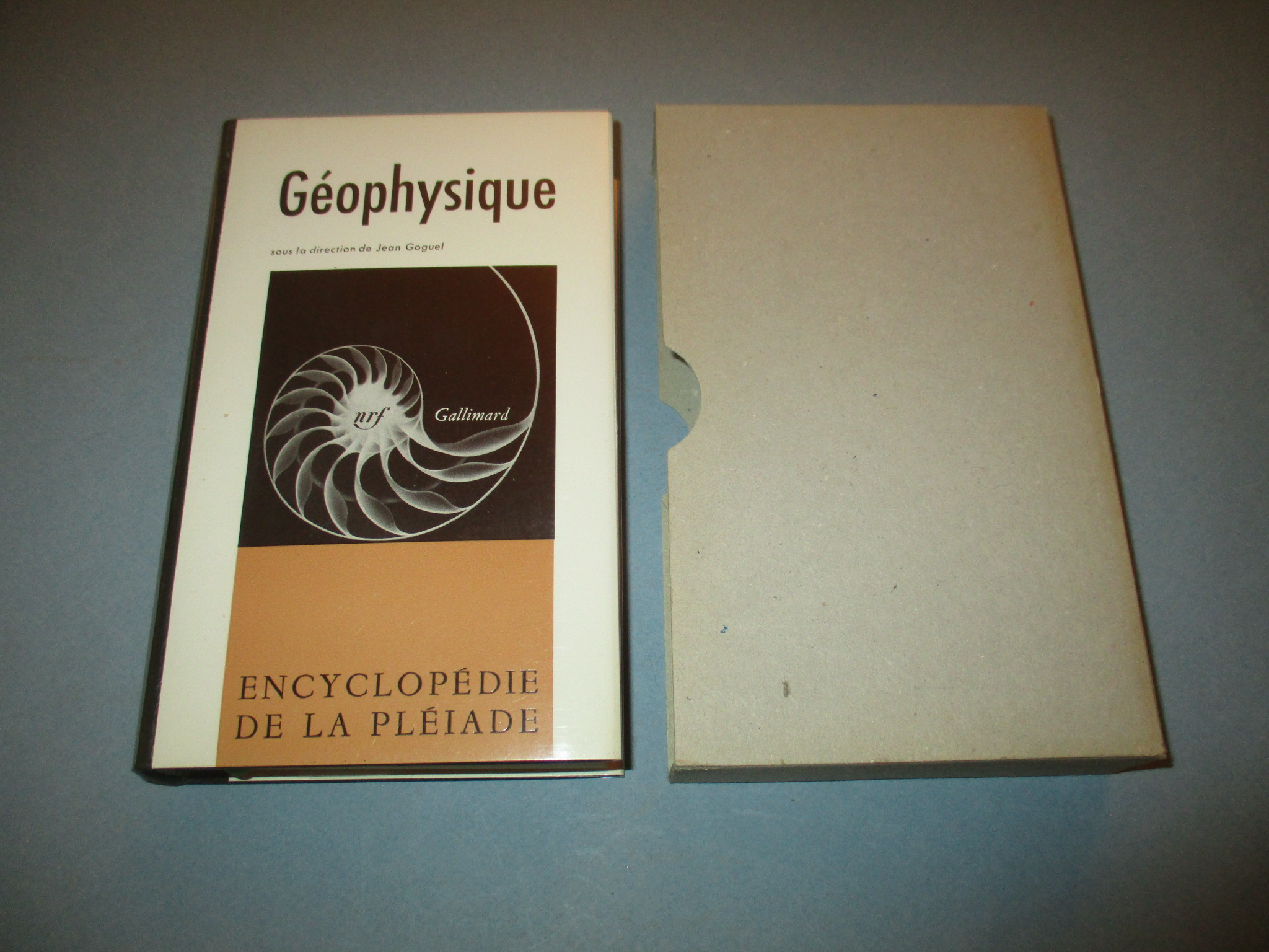 Géophysique, Encyclopédie de la Pléiade 1971