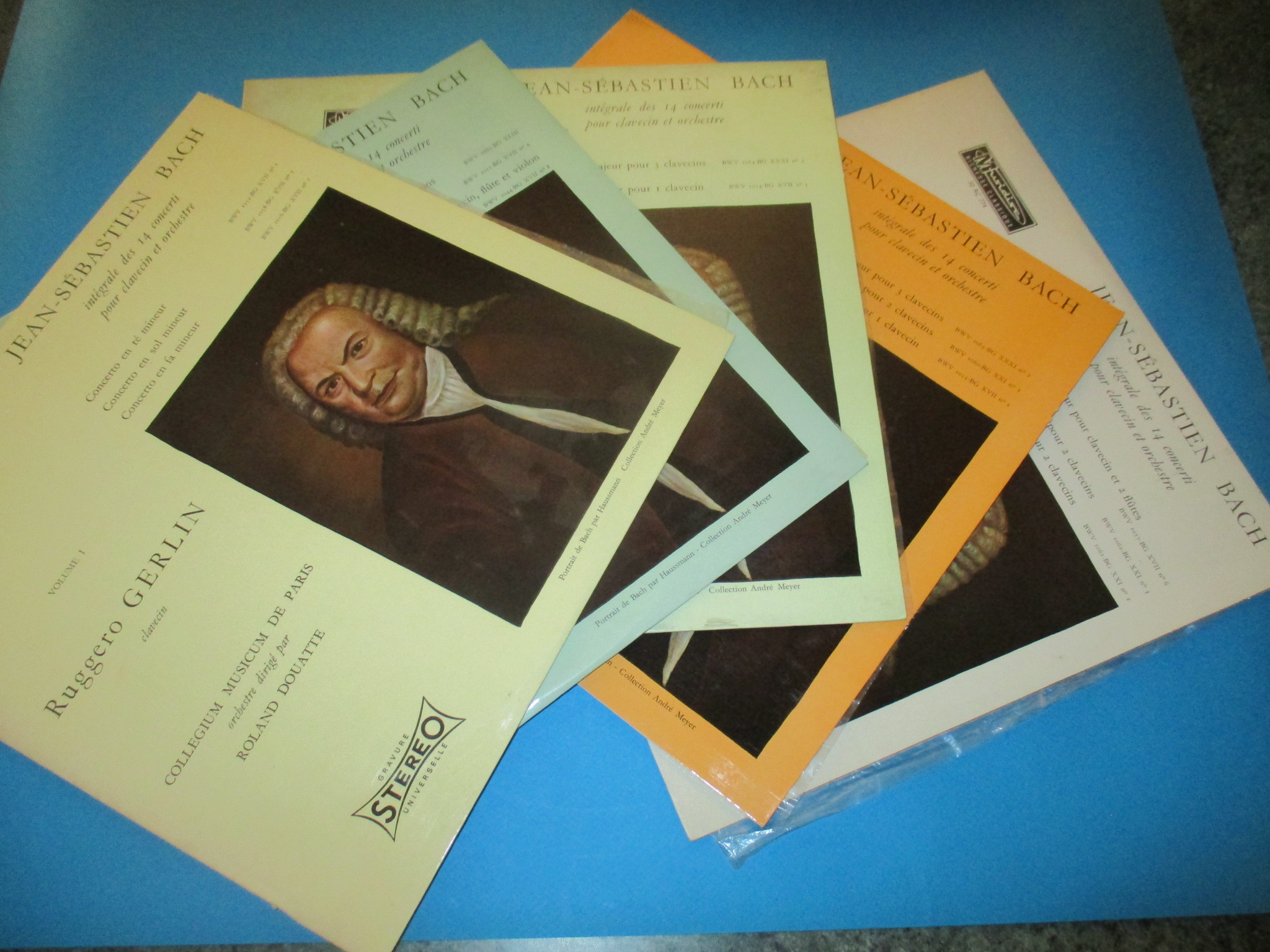 Lot 5 disques Jean-Sebastien Bach, Intégrale des 14 concerti pour clavecin et orchestre, Ruggero Gerlin, Collegium Musicum de Paris Roland Douatte, 5 x 33 tours Musidisc
