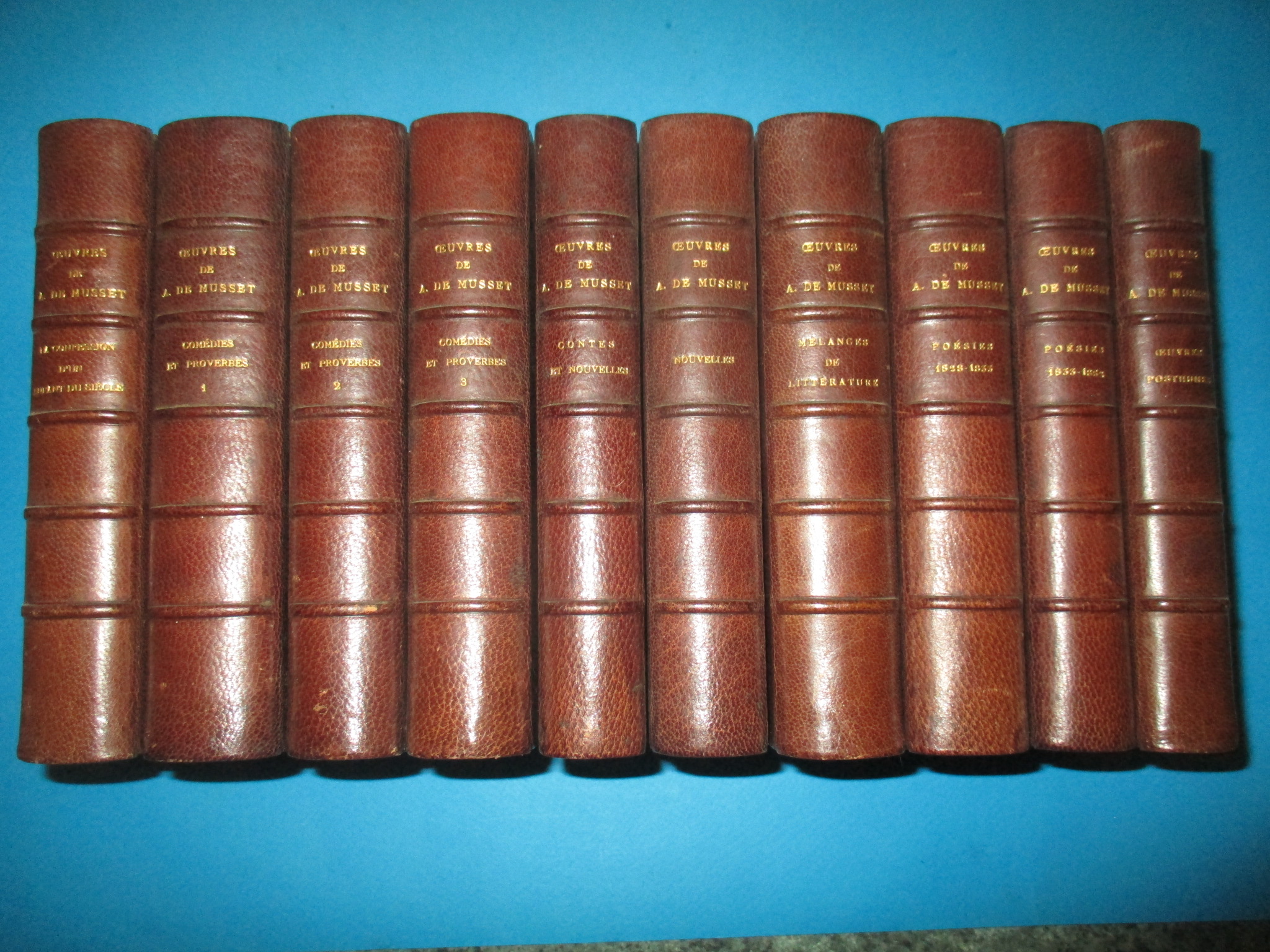 Lot 10 volumes reliés Oeuvres de Alfred de Musset édités chez Alphonse Lemerre