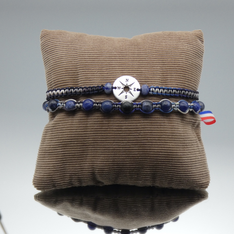 Bracelet homme médaille rose des treize vents pierre Sodalite
