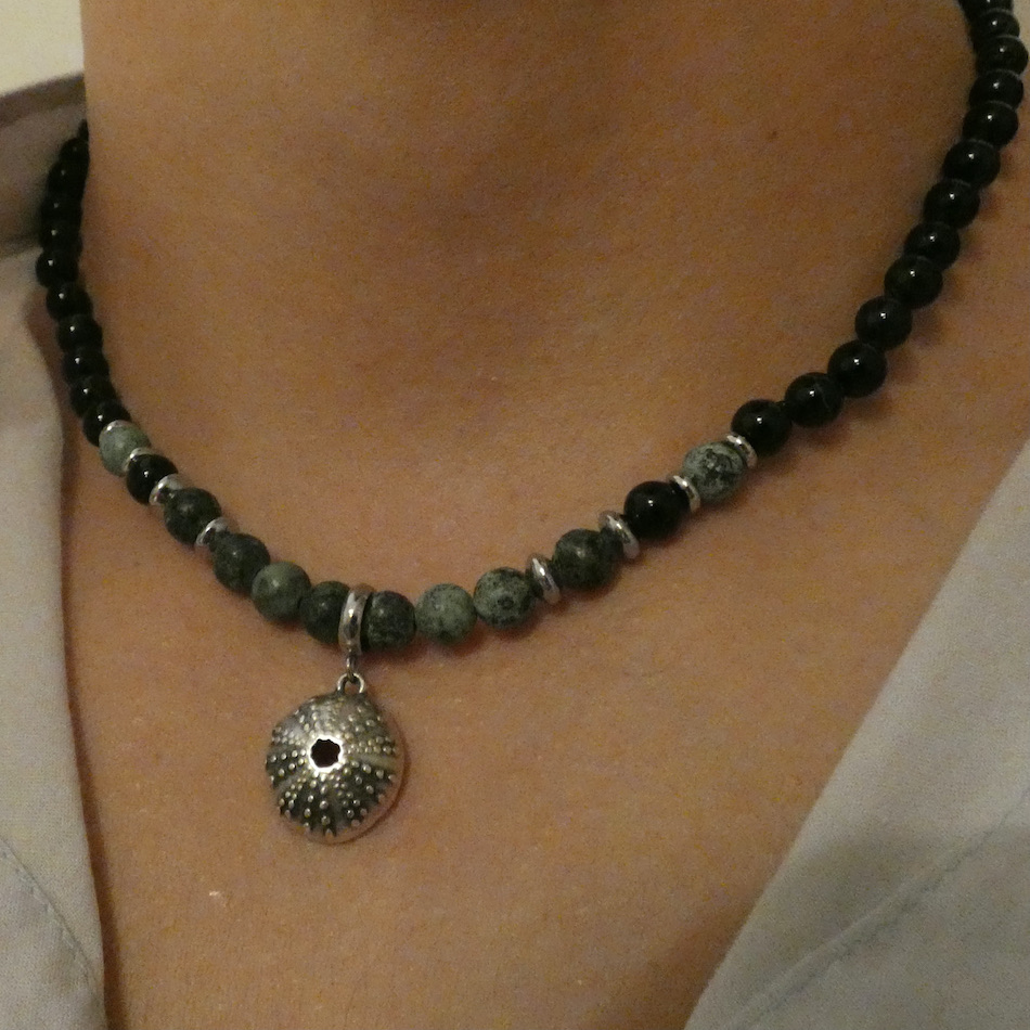 collier pour homme en agate noire et turquoise