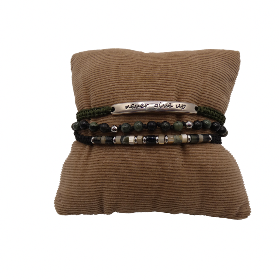 bracelet-triple-homme-pierre-naturelle-jaspe-nacre-heishi-tendance-stacking