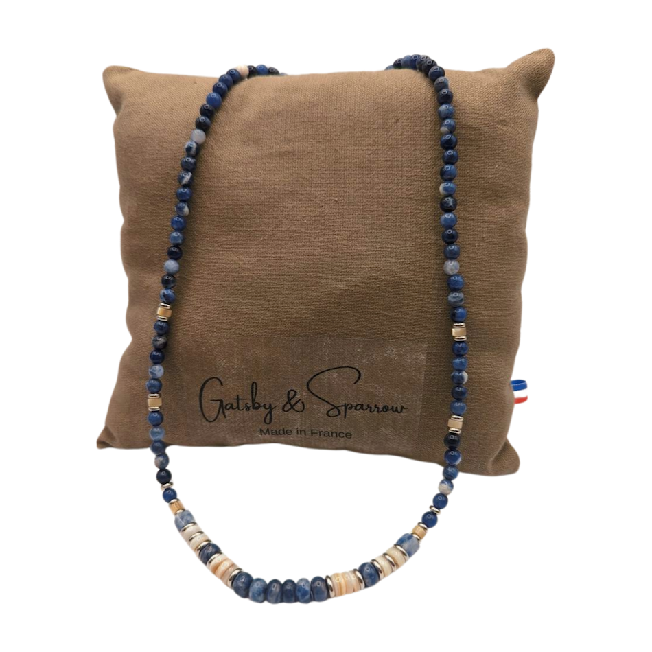 Tour-de-cou-collier-homme-style-surfeur-pierre-naturelle-bleu -sodalite-artisanat- france