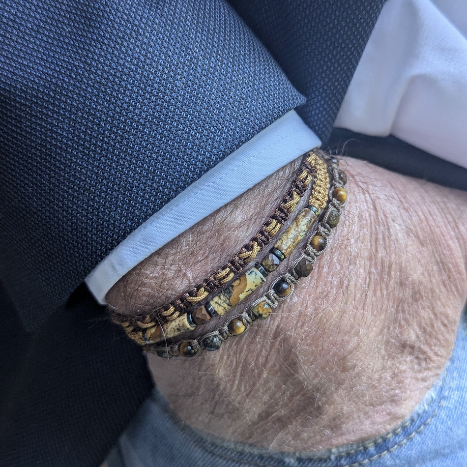 Bracelet-homme-triple-tissage-artisanal-pierre-naturelle-jaspe-oeildetigre