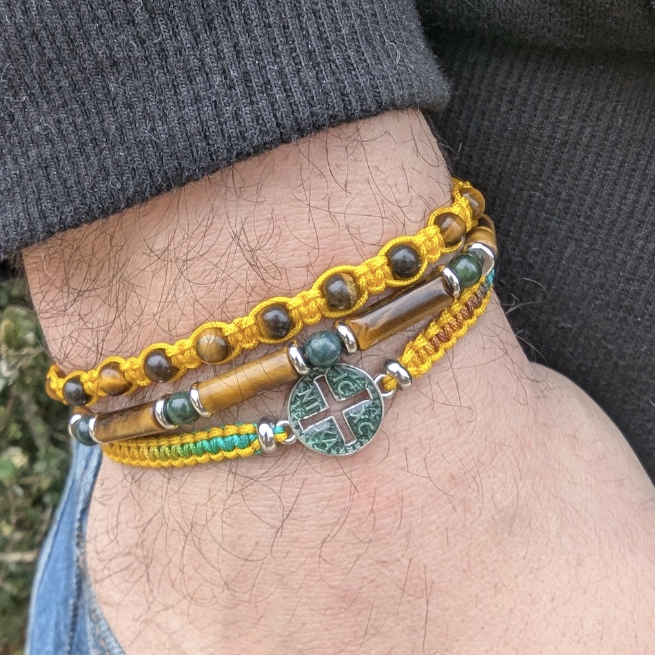 Bracelet-triple-Ayrton-protection-couleutrs-bresil-artisanat-France.