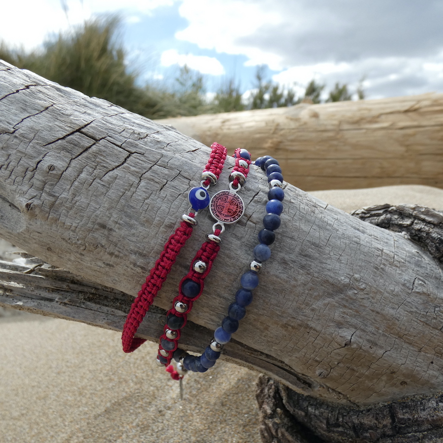 Bracelet homme de protection rouge  pierre amulette