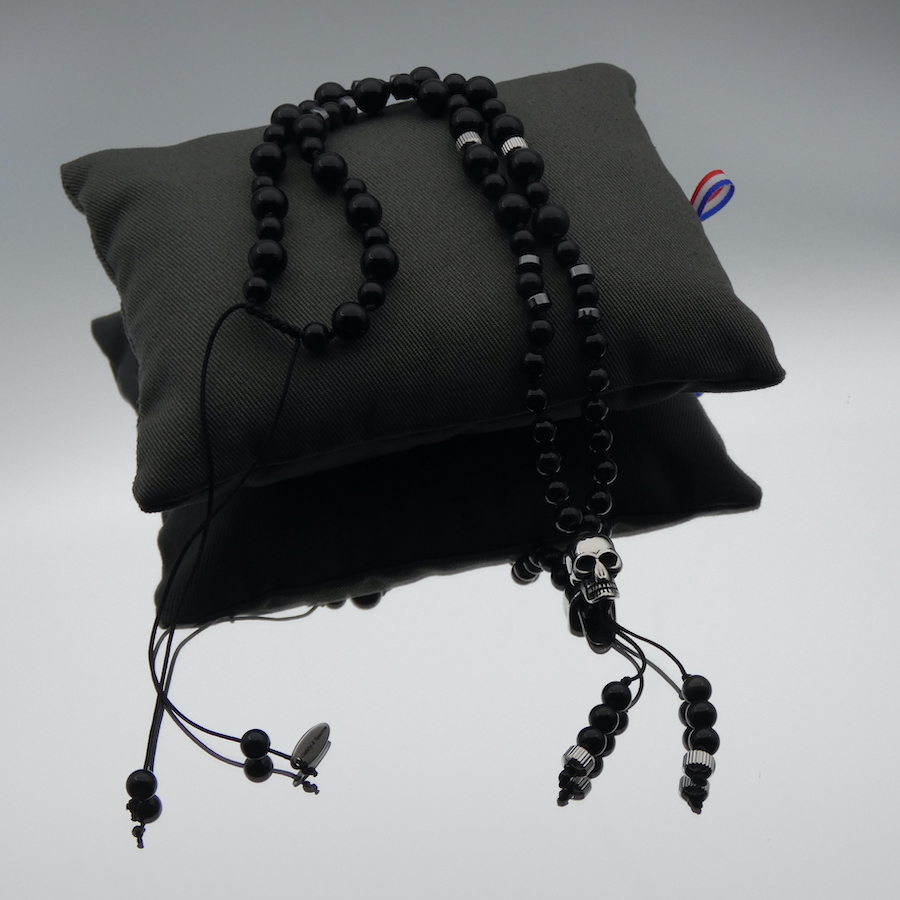 Collier homme style rock pendentif crâne pierre