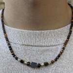 collier -mi-long-Karl-oeil-de -tigre-nacre