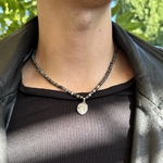 mi-long-Merlin-larvikite-pendentif-nacre-