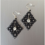 Boucles doreilles ANA Charm de SO Frivole Noir (012)