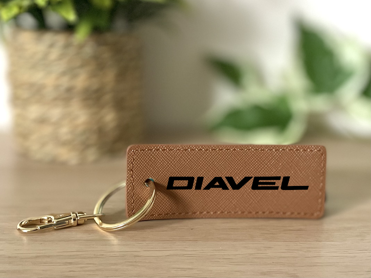 Porte clé Diavel marron