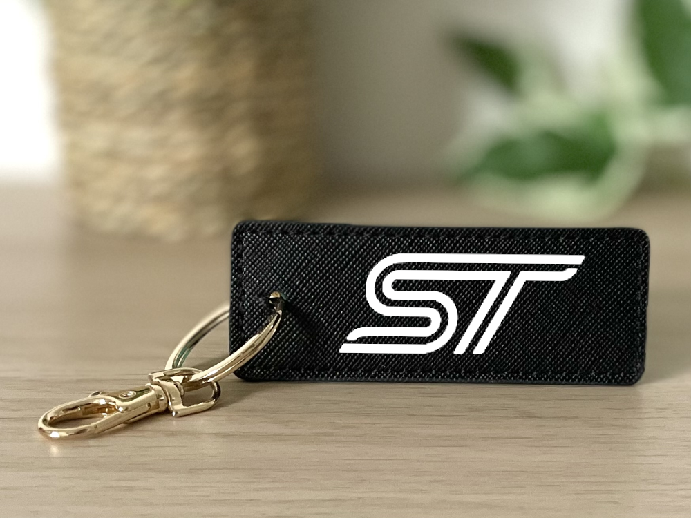 Porte clé ST noir