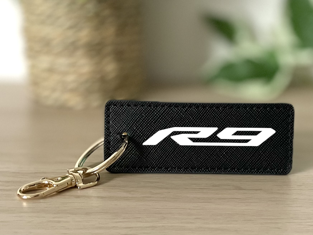 Porte clé R9 noir