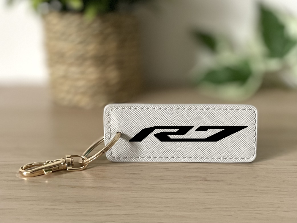 Porte clé R7 gris
