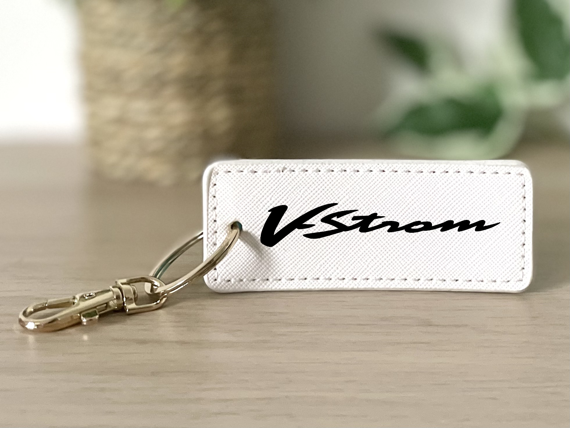 Porte clés V-Strom blanc