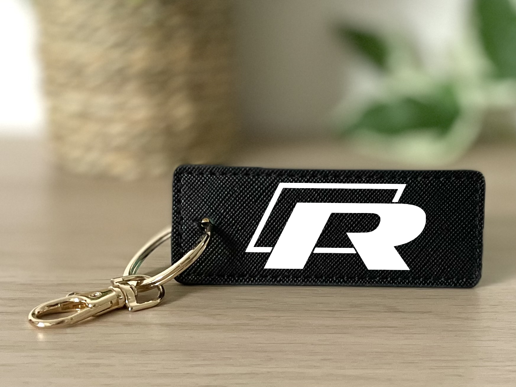 Porte clés R noir