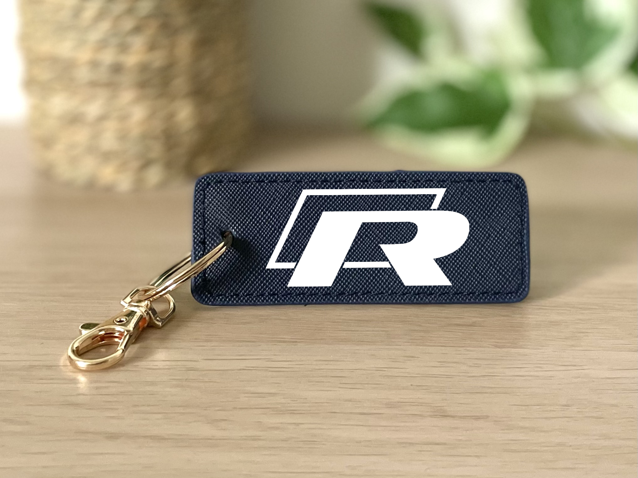 Porte clés R bleu