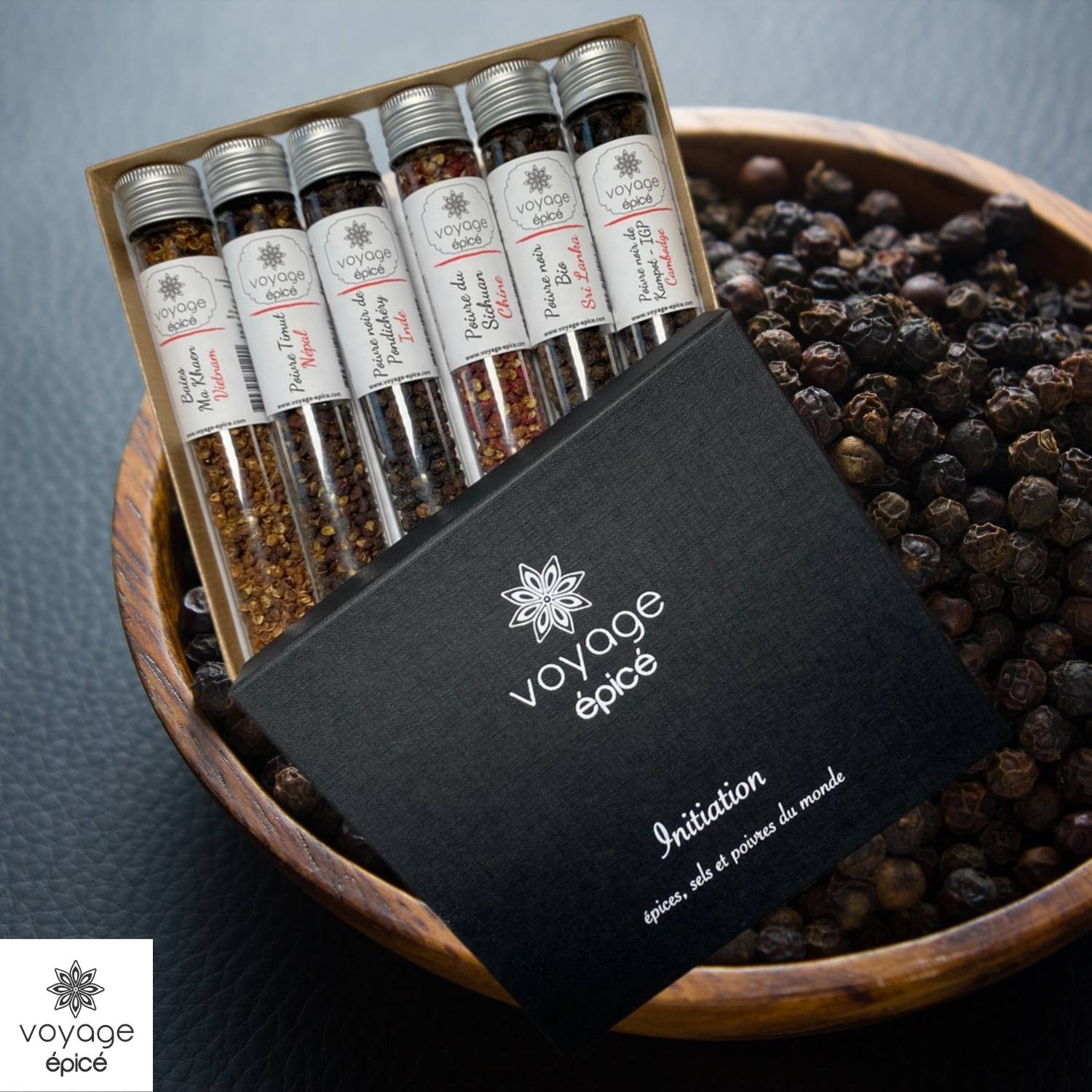 Coffret-6-poivres-tubes-Saveurs-poivrées-Asie-poivre-du-sichuan