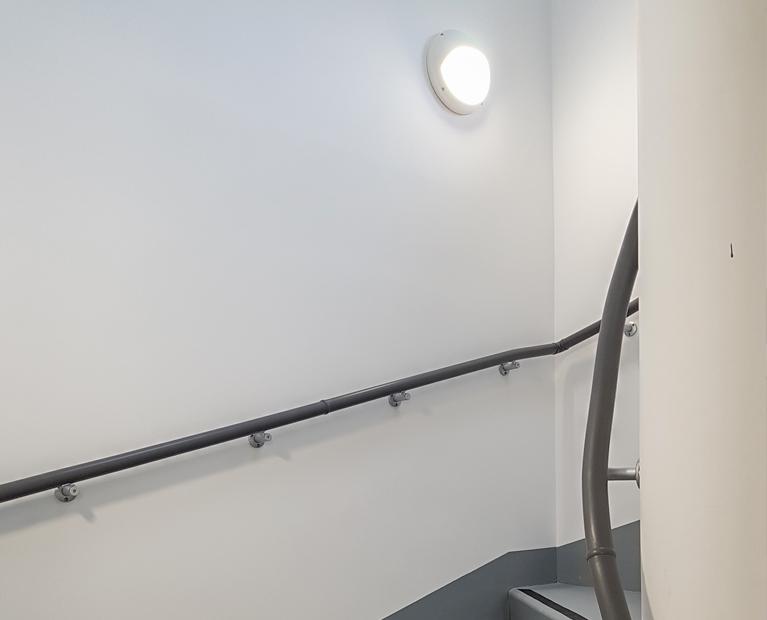 m4_situ_stairled__hublot_led_767x620