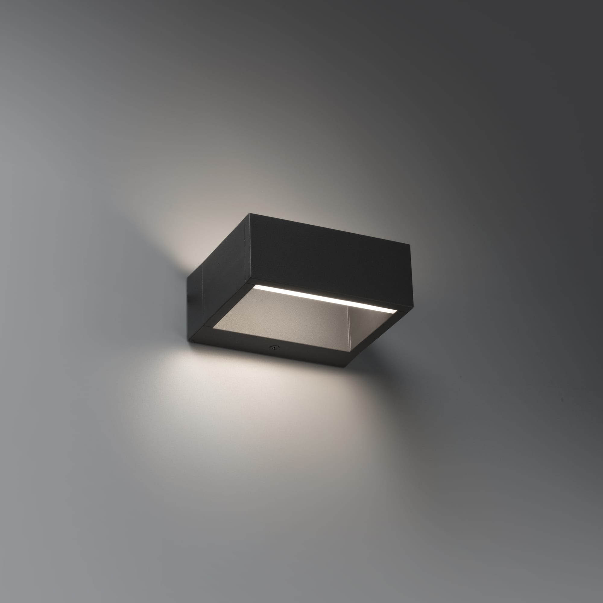 PR29718BI38016_74450_ALP_APLIQUE_GRIS_OSCURO_SMD_LED_8W_3000K_SZ4