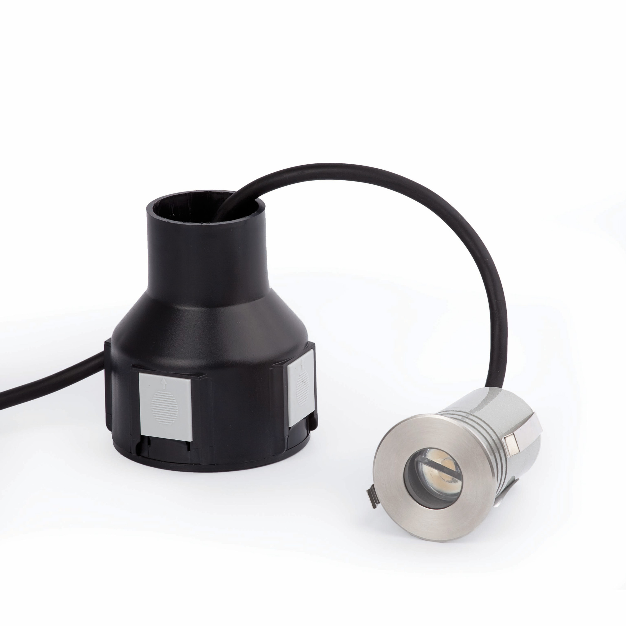 PR29270BI74801_70462N_CURTIS_ASIMETRICO_45deg_LED_3W_3000K_SZ4