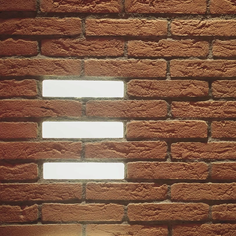 C_brickoflightsegnapasso