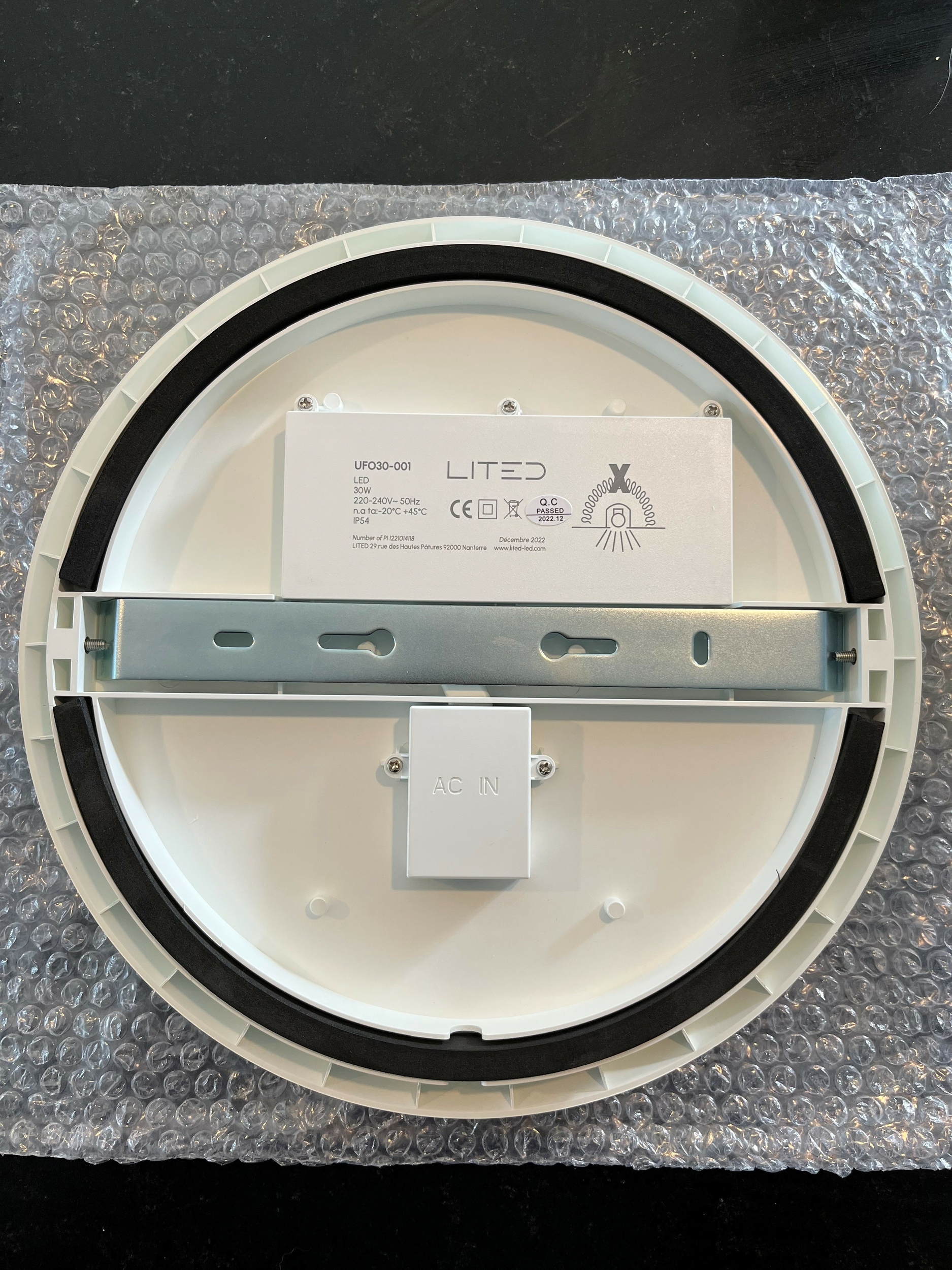ufo-lited