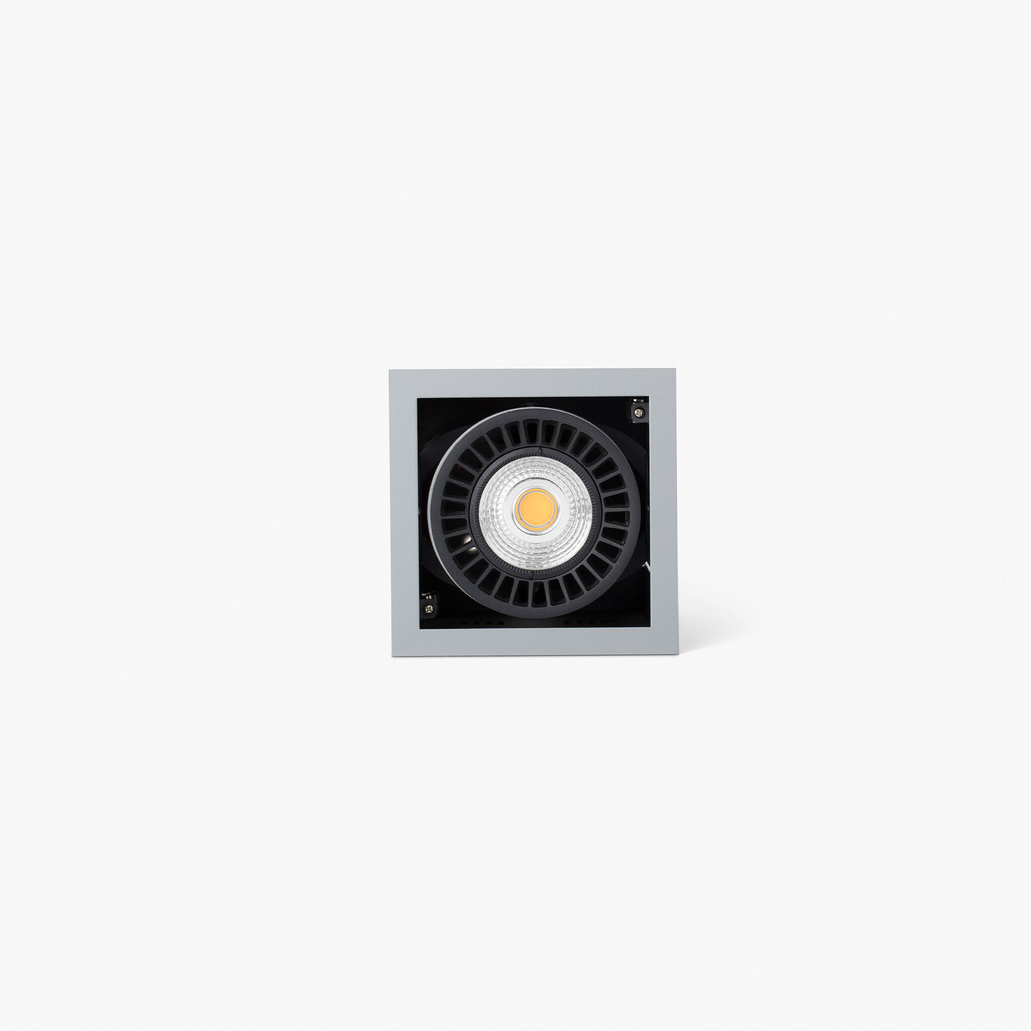 PR41188BI33904_034010313_COLIN_1_GRIS_LED_FOOD_24_36W_BREAD_20deg_SZ2