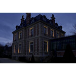 europole-villa-gabriel-paris-window-washer-1