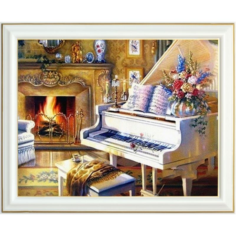 broderie-diamant-piano-blanc