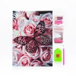 broderie-diamant-cadre-roses-papillon