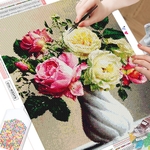HUACAN-Vase-fleurs-en-diamant-5D-mosa-que-peinture-de-roses-broderie-strass-photos-cadeau-de