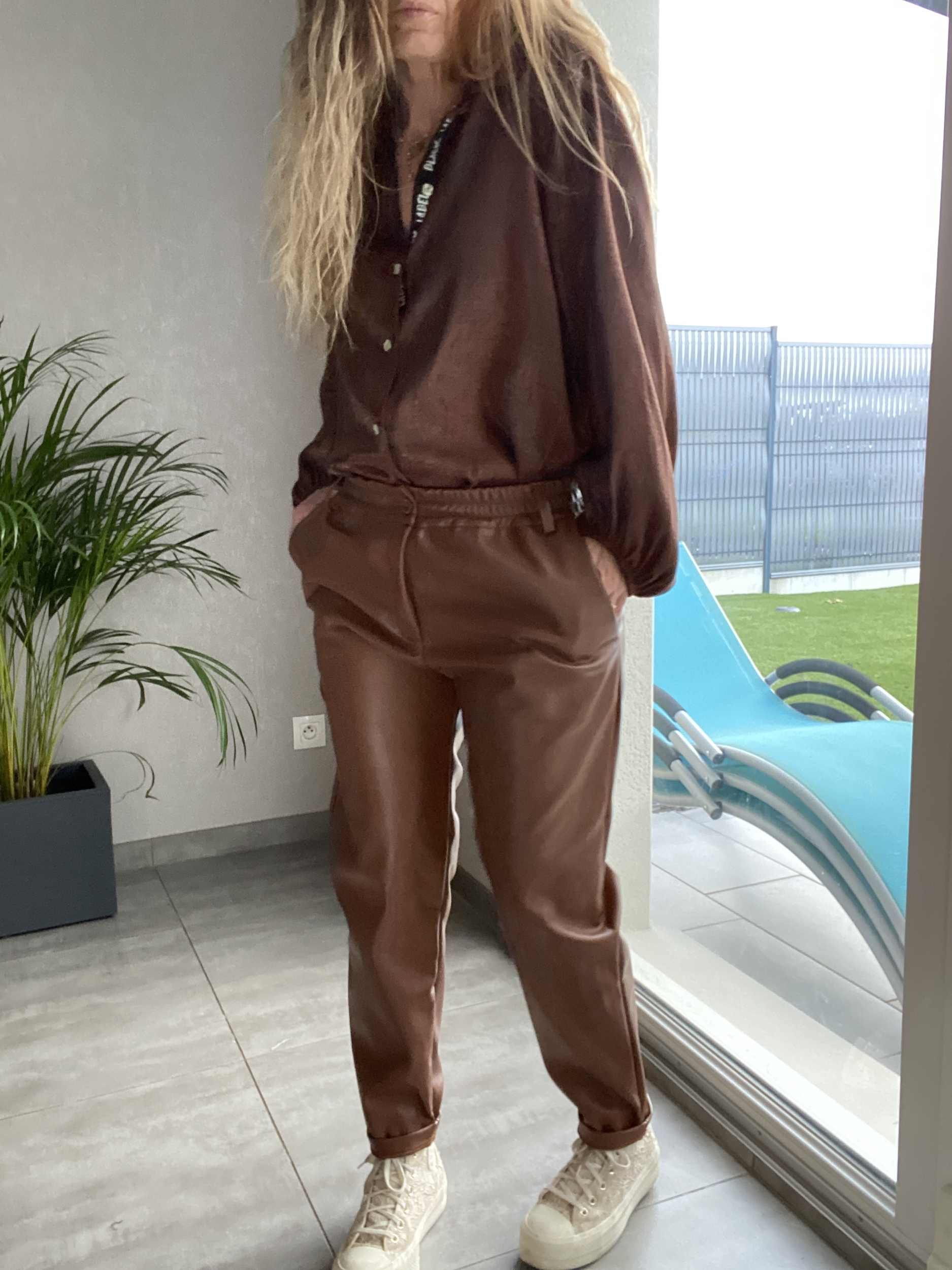 pantalon camel simili cuir