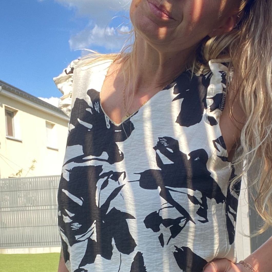 blouse noir et blanc