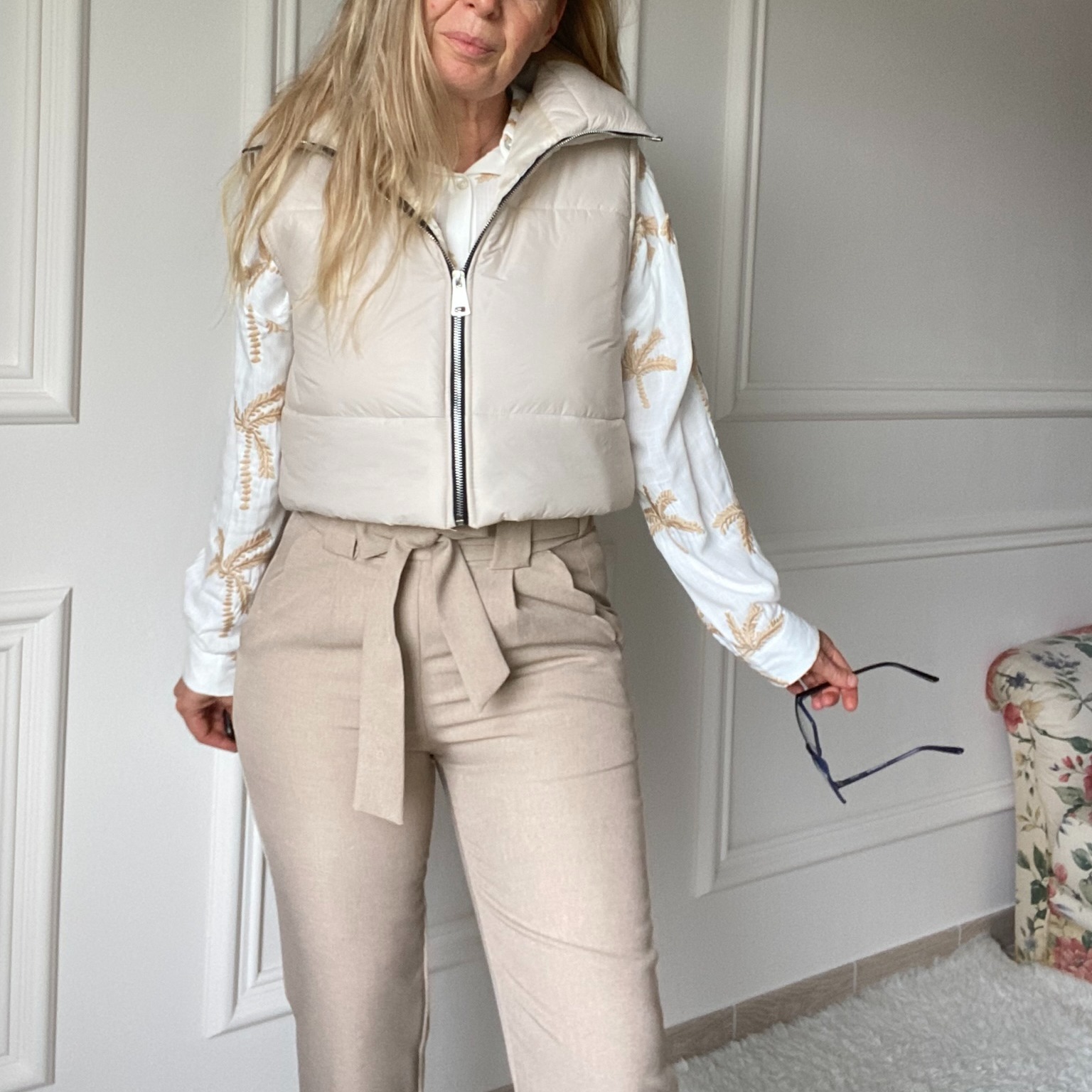pantalon beige poche festonnee emma ella (13)