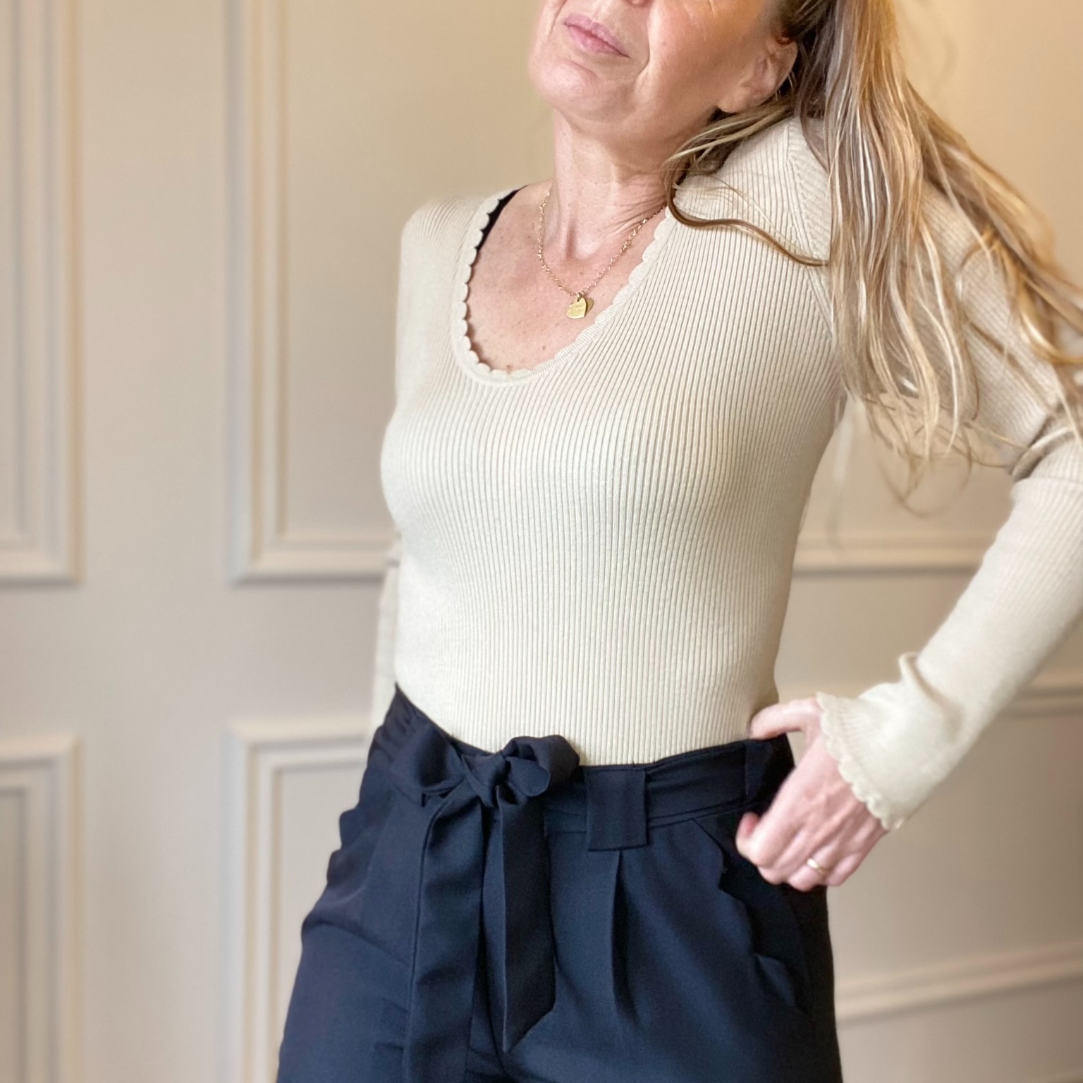 PULL FIN BEIGE PEACENLOVE FESTONNE (14) - Copie